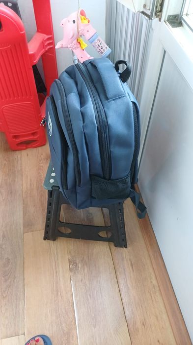 Geanta pentru laptop în stare frt bună