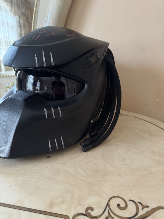 Moto shlem Predator Xishnik