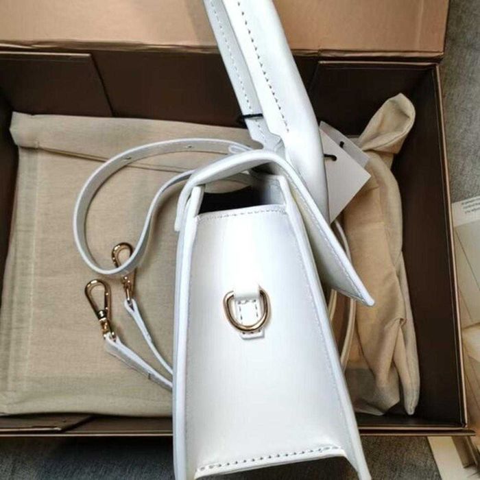 Geanta Jacquemus Le Chiquito Alba din Piele Naturala