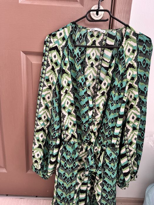 Нова рокля на зара Л размер