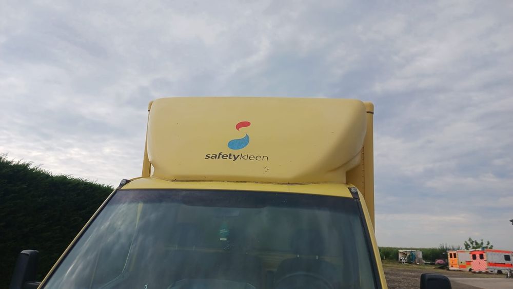 Cub cu lift mercedes sprinter