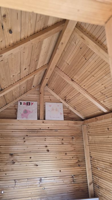 Casuta din lemn pentru copii