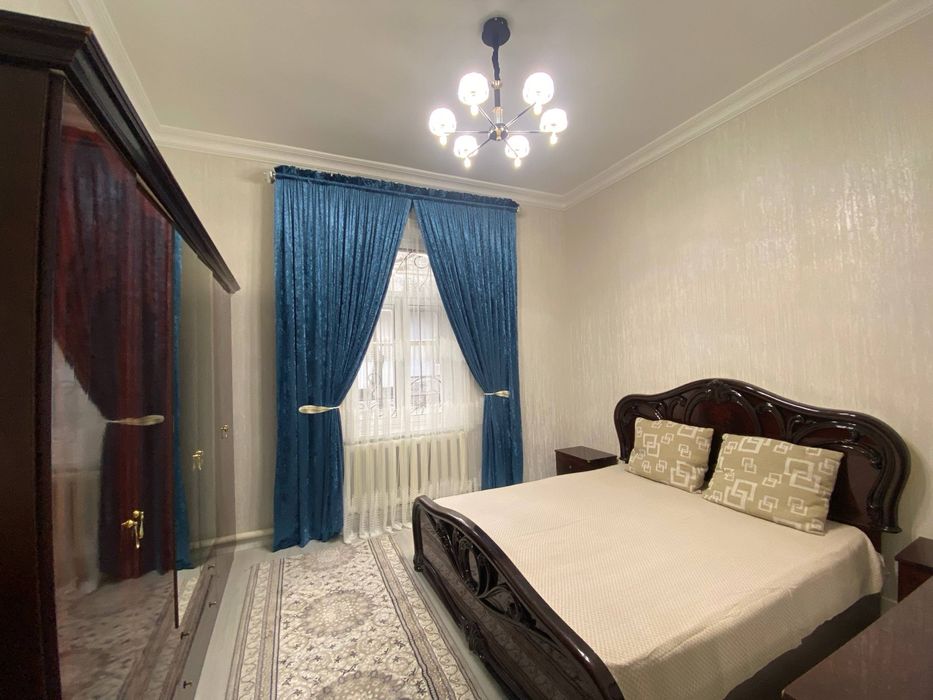 Shaharning markazida ajoyib ixcham hovli