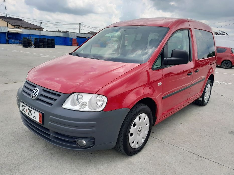VOLKSWAGEN Caddy