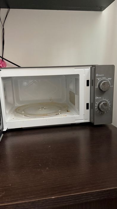 Продам компактную микроволновку