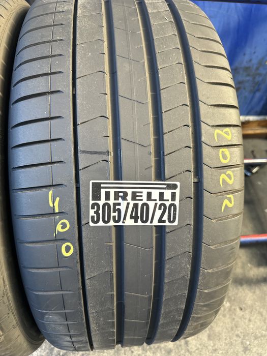 305/40/20  2022 Pirelli RSC