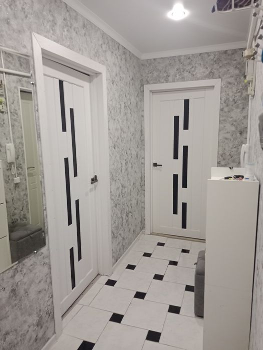 Продам 2 к.кв Район 25 и 30 школа.