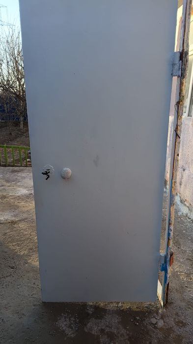 Буу есік сатылады