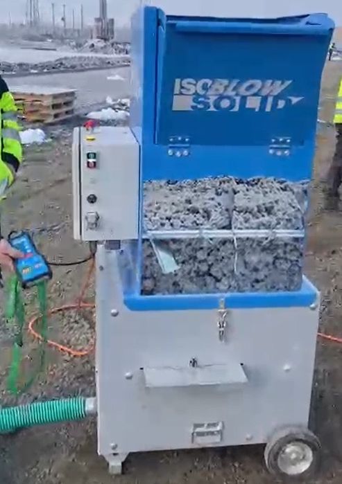 Utilaj izolatii celuloza si lână de lemn