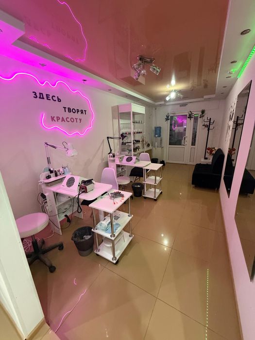 Сдам помещение-комнату в салоне красоты