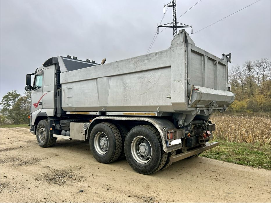 Autobasculanta volvo fh16 6x4,cap tractor