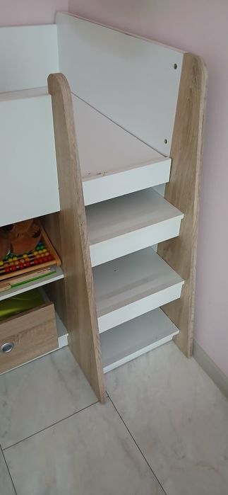 Детско легло с бюро