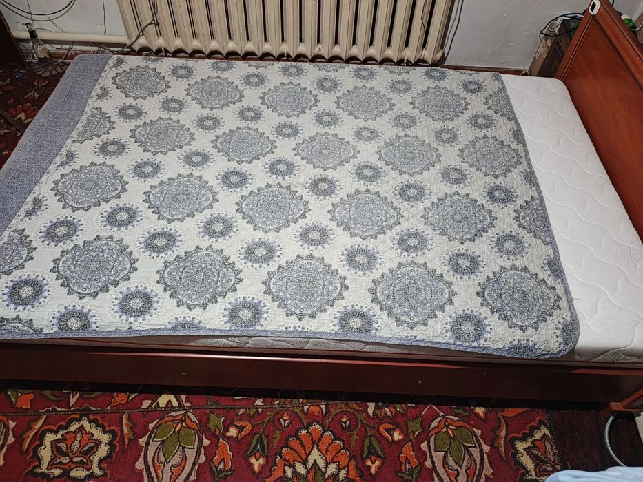 Кровать продам 200*80