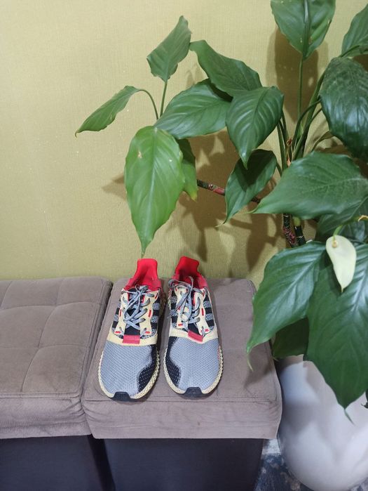 Мужские кроссовки