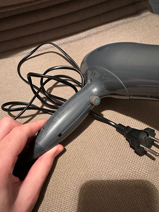 Uscător de păr Philips 2000W