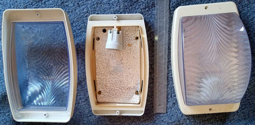 Лампи водозащитни. 2 броя