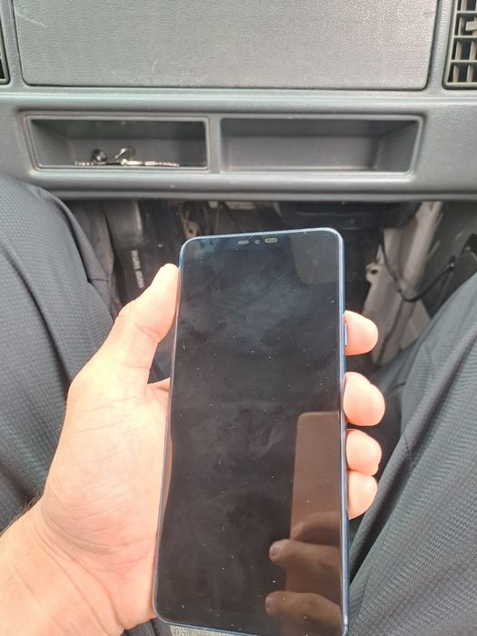 Lg g7 thinq sotiladi holati yahshi