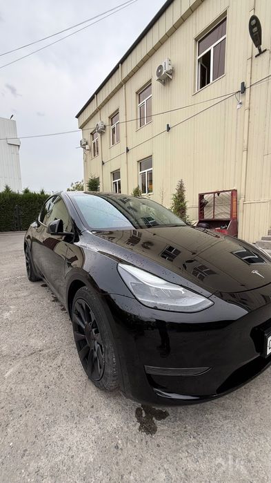 Tesla Y 2021 GBT port tozza