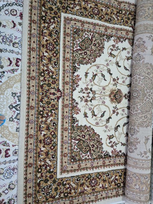 Продам ковёр.. .