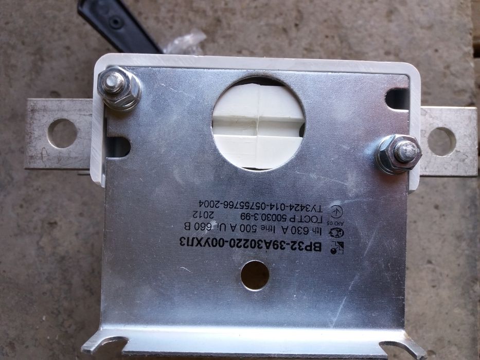 Включатель 220- 380 v