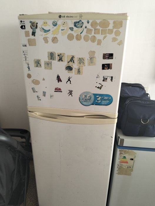 Холодильник и морозильная