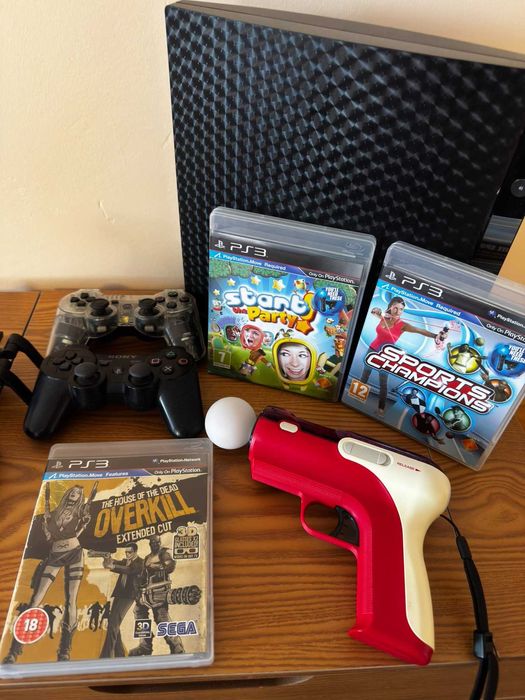PlayStation 3 + 2 джойстика + Move комплект