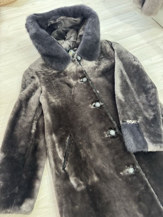 Продам шубу из норки