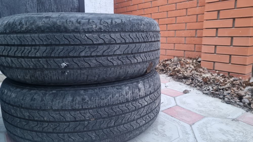 Шины летние R17 235/60