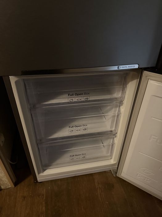Продам холодильник Samsung