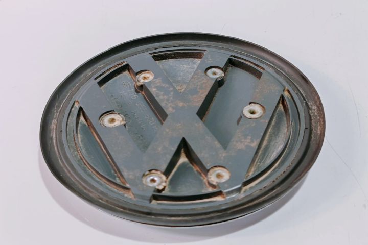 Sigla  Emblema 1J6853630A/B Volkswagen VW Golf a 4-a generatie