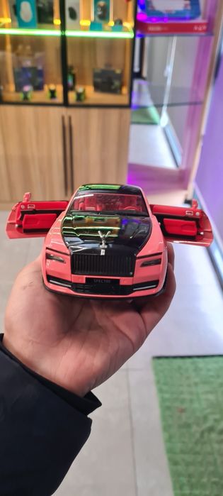 Rolls Royce maket varianti o'yinchoq