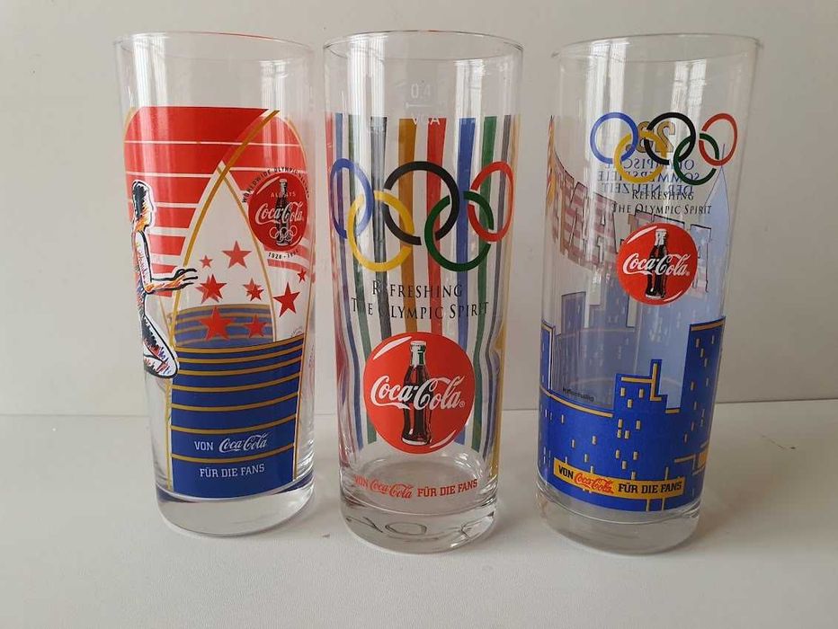 Кока Кола чаши различни