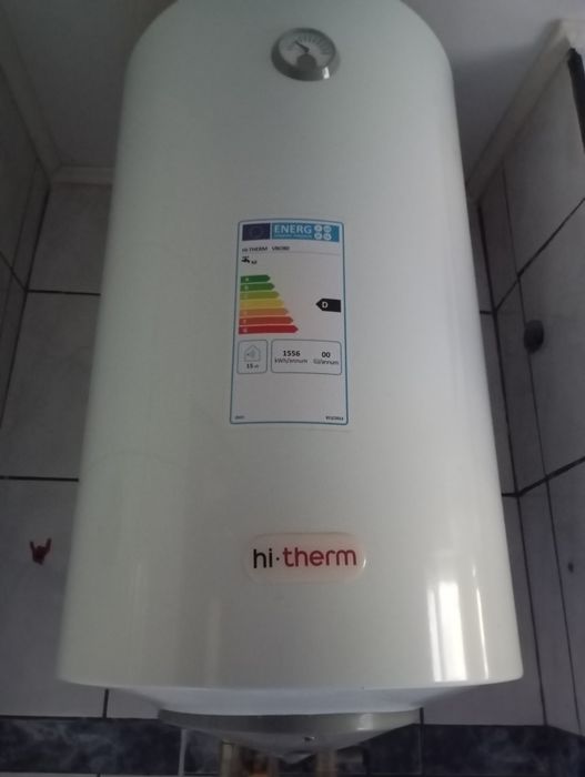 Vând boiler electric
