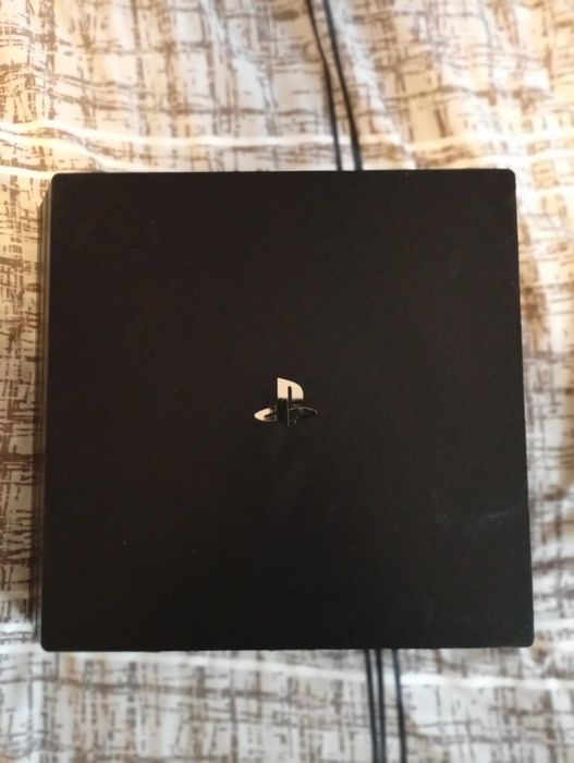 Vand PlayStation 4 Pro