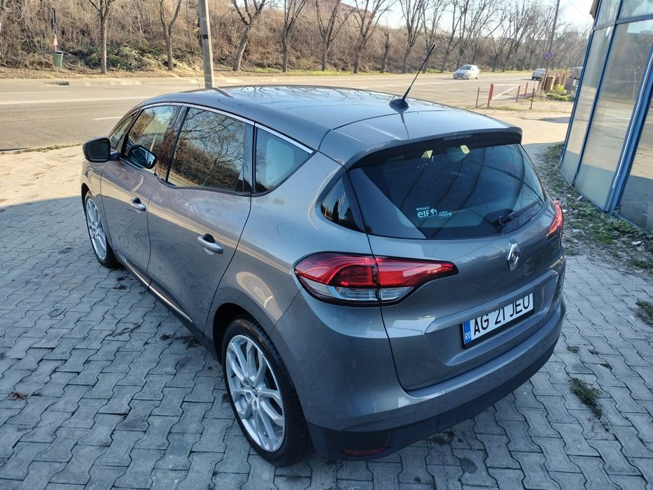 RENAULT Scenic 2018 — imagine 2