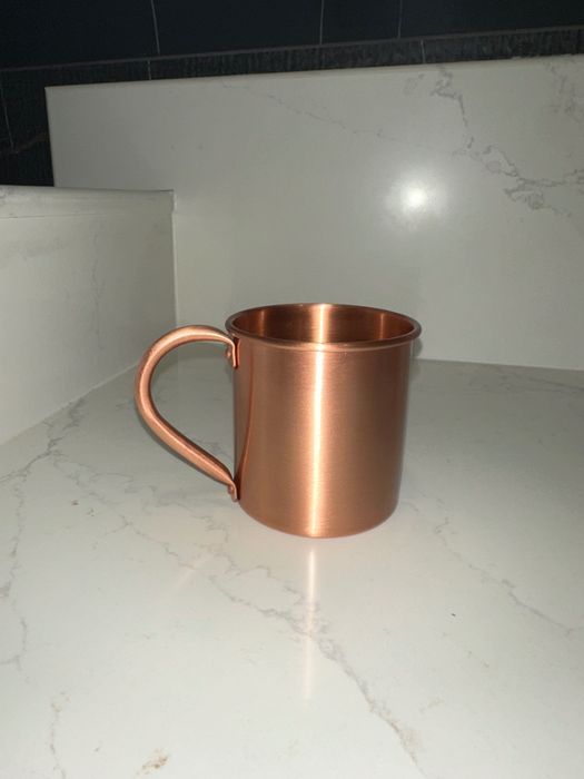 Медна чаша за вода