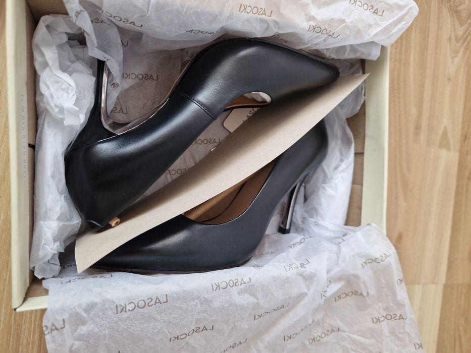 Дамски обувки естествена кожа