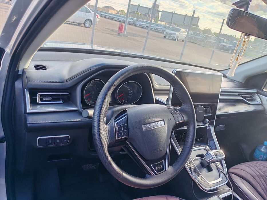 Продам Машину Haval M6