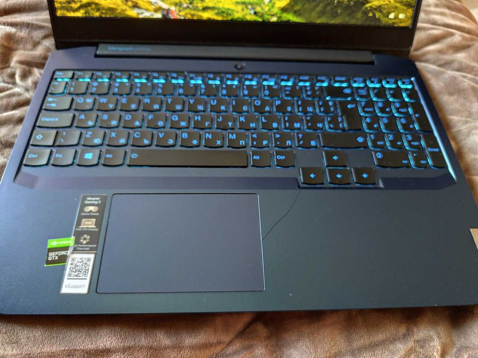 Lenovo IdeaPad Gaming 3 15.6" i5-10300H GTX 1650 16GB 512GB SSD