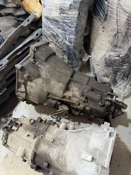 Коробка механика 2.5 2.0ZF на BMW e34