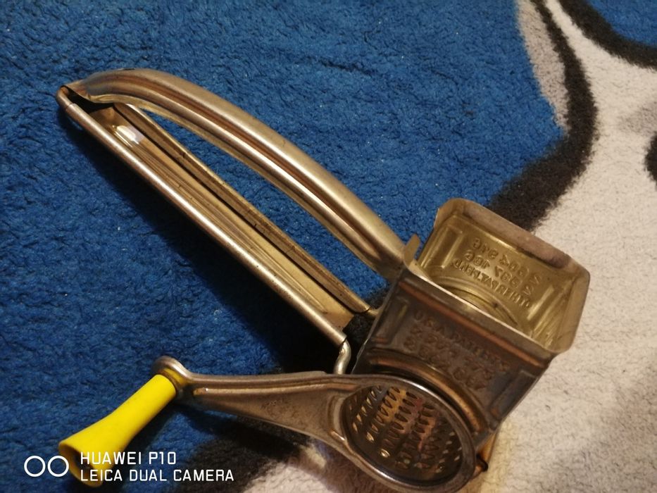 Răzătoare vintage Mouli Grater made France