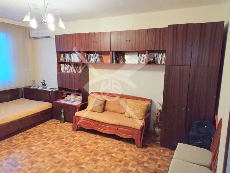 Продава се Двустаен апартамент в Айтос - 50 кв.м за 1240 €/кв.м - Снимка #2