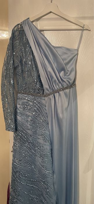 Луксозна Официална рокля- НОВА