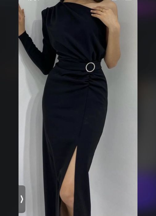 Платье вечернее на одно плечо