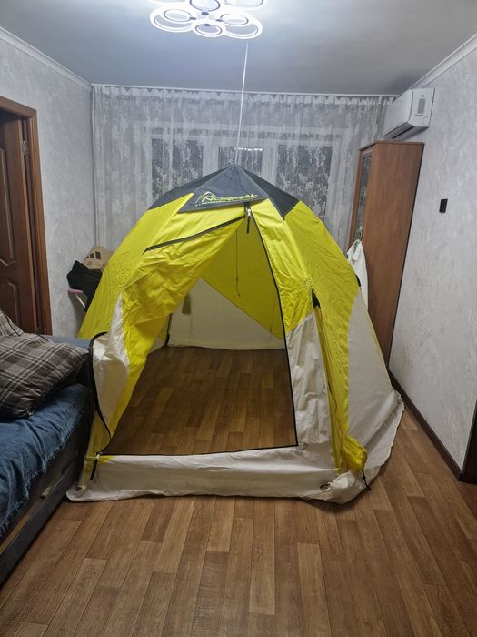 Палатка для отдыха и рыбалки