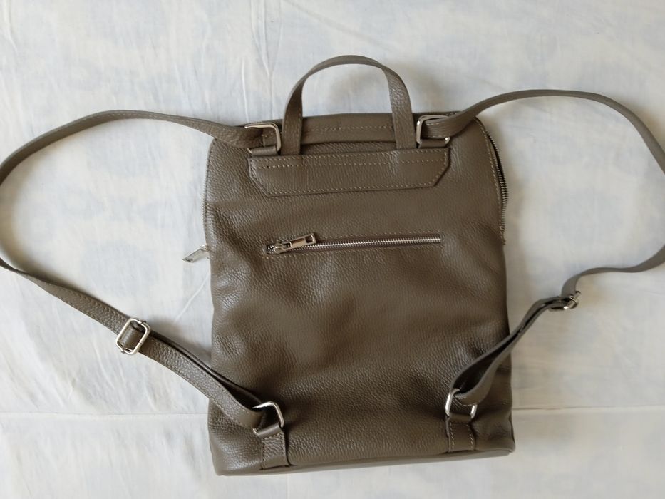 Нова дамска раница.