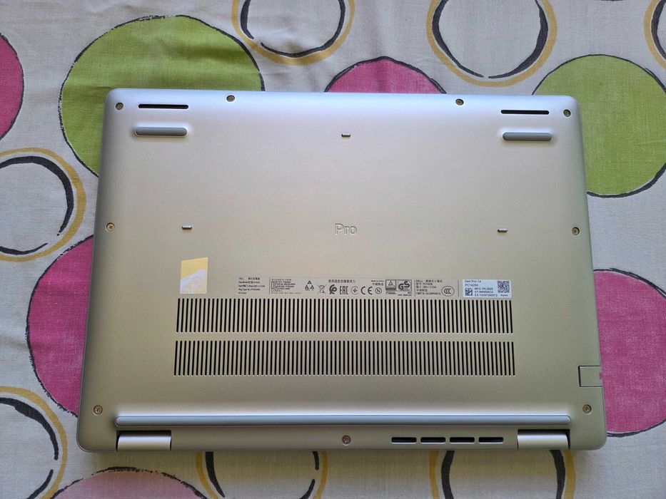 Dell pro 14 ultra 5 235U 32gb ram