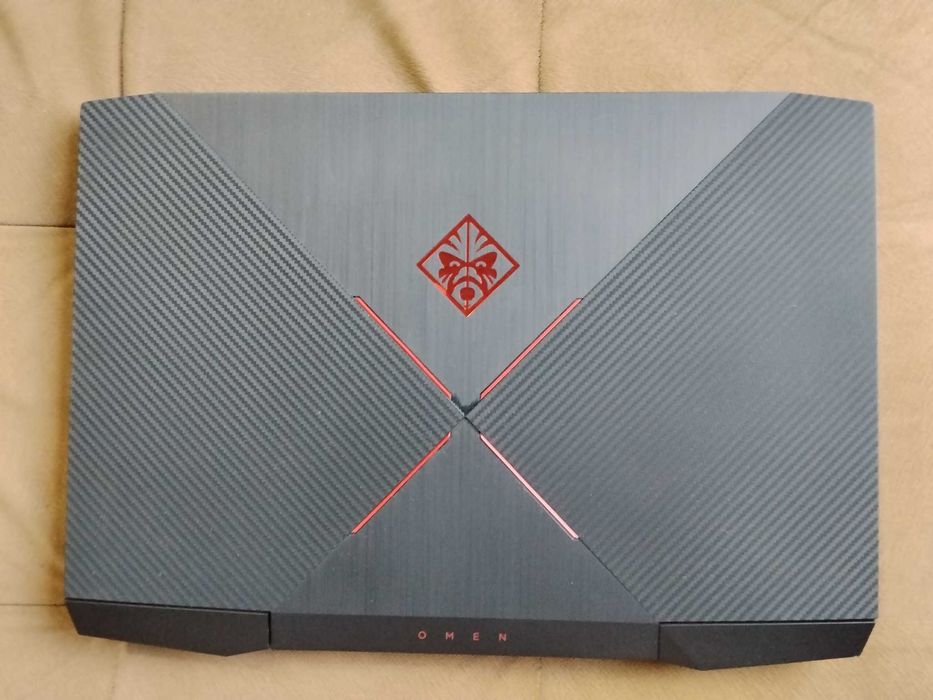 HP OMEN i7-7700HQ/Nvidia GTX 1050 Ti 4GB/16GB RAM/SSD 256GB+1TB HDD