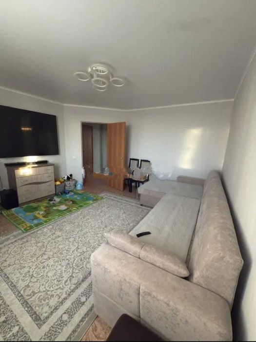 Продам 2-комнатную квартиру