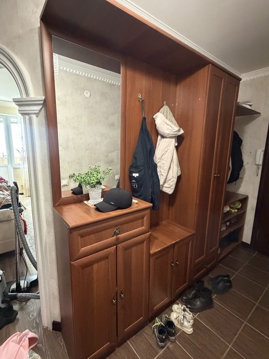 Шкаф для прихожей